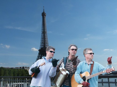 a52s-eiffel-tower-copy_1067x800