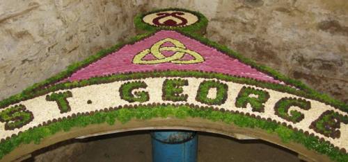 tissington well dressing day 3 002