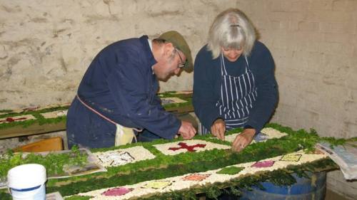 tissington well dressing day 3 018
